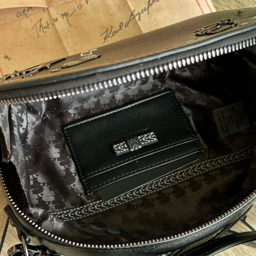 Karl Lagerfeld Textured Black Leather Crossbody Bag - Picture 7 of 12